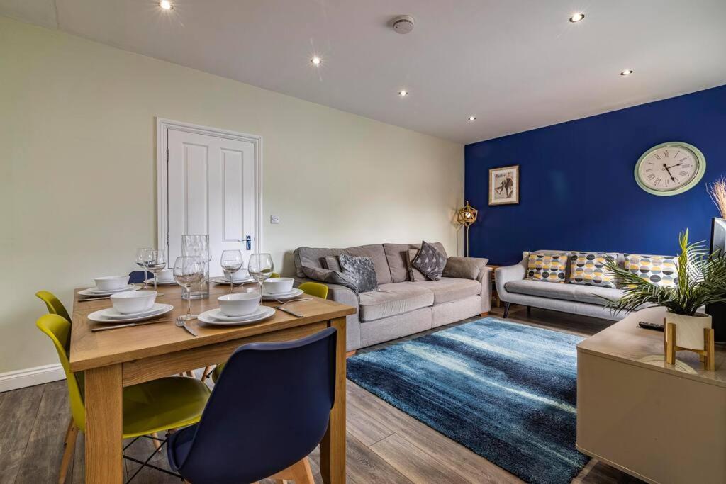 Dovecote House Beeston Private Parking 15Mins From Nottingham City Centre Close To Qmc Hospital Buitenkant foto