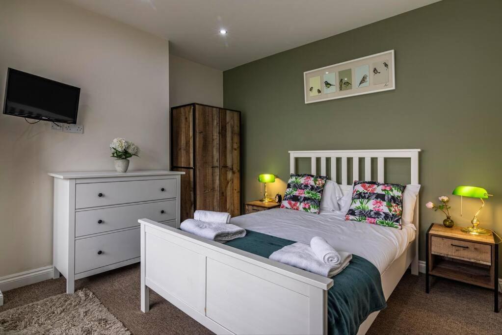 Dovecote House Beeston Private Parking 15Mins From Nottingham City Centre Close To Qmc Hospital Buitenkant foto