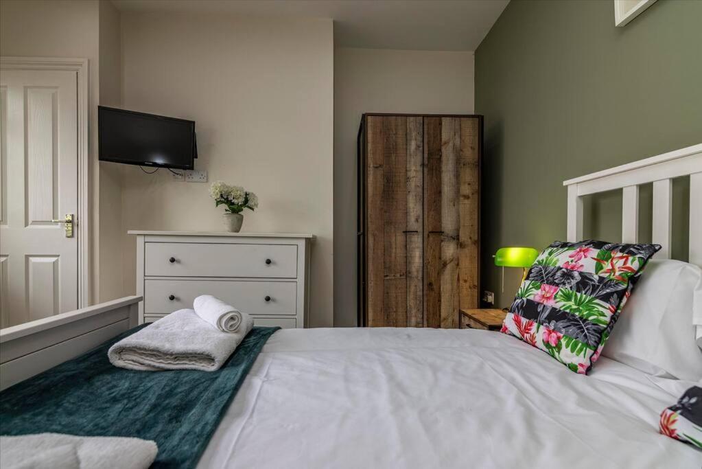 Dovecote House Beeston Private Parking 15Mins From Nottingham City Centre Close To Qmc Hospital Buitenkant foto