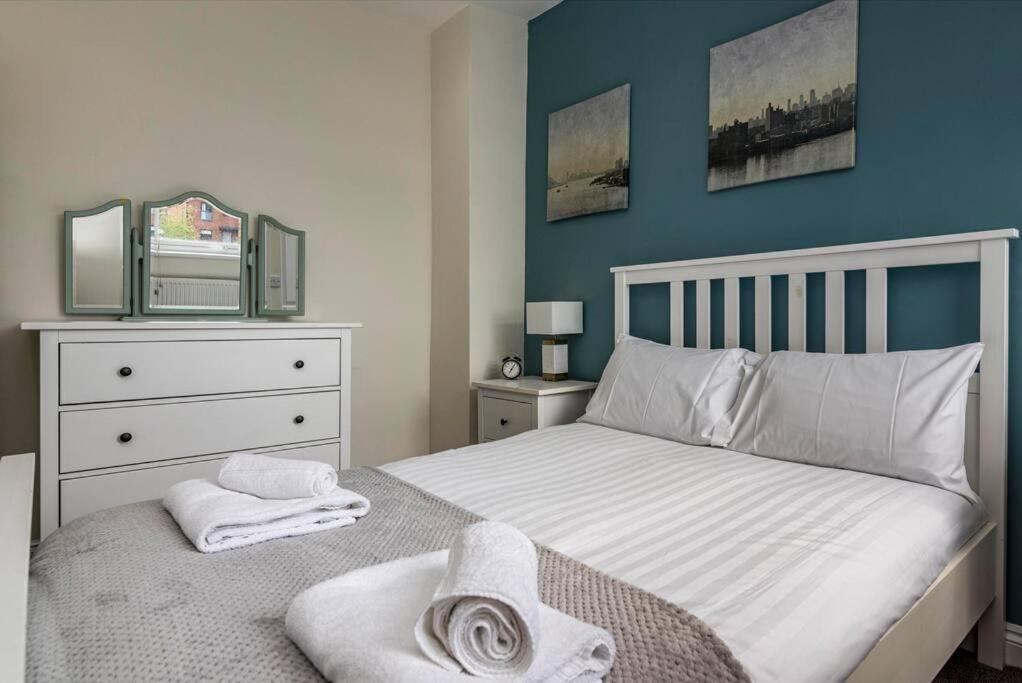 Dovecote House Beeston Private Parking 15Mins From Nottingham City Centre Close To Qmc Hospital Buitenkant foto